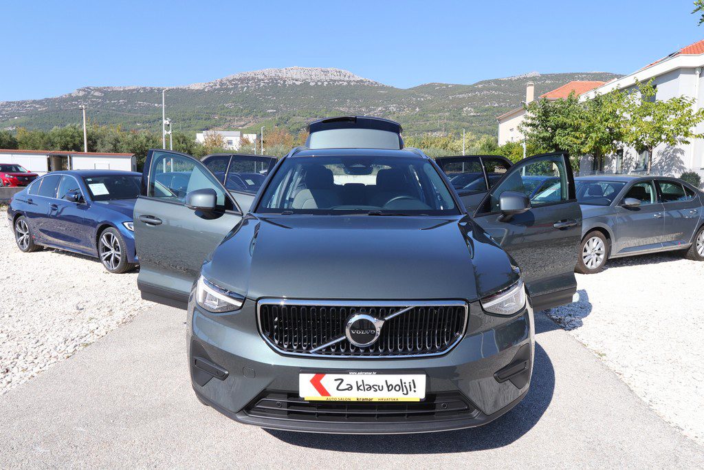 2026 Volvo XC40 — fotografija 13