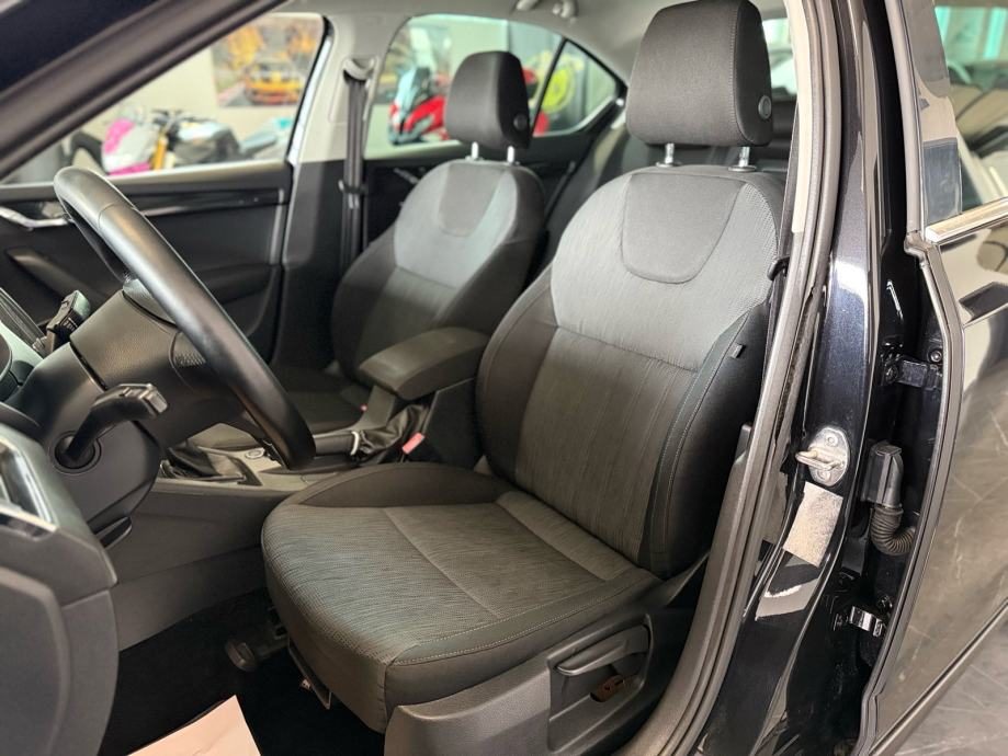 2018 Škoda Octavia — fotografija 11