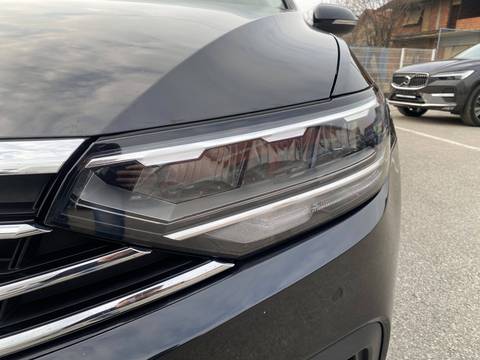 2020 Volkswagen Passat Variant — sličica 13