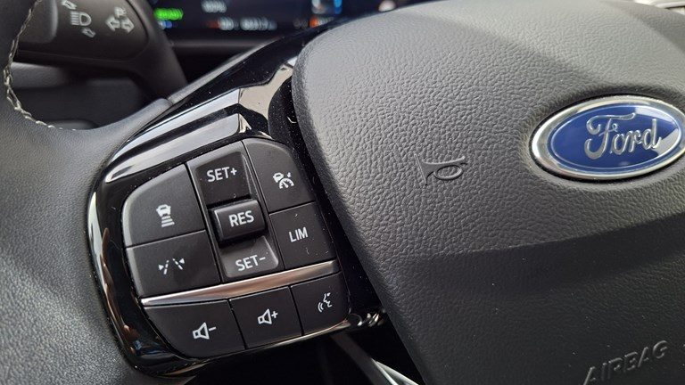 2026 Ford Kuga — fotografija 17