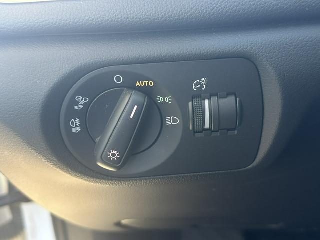 2017 Audi Q3 — fotografija 17