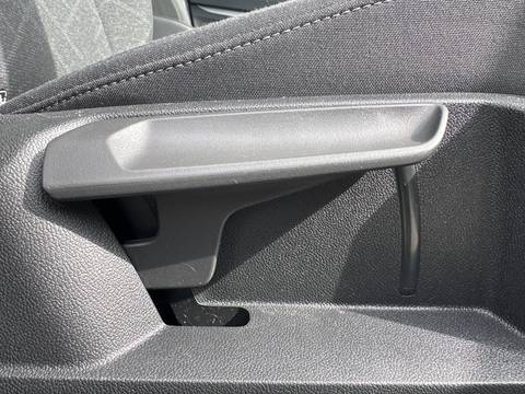 2024 Volkswagen Golf — sličica 22