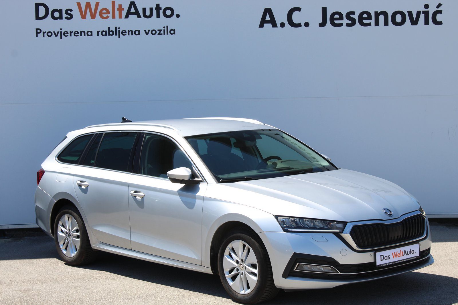 2022 Škoda Octavia Combi — fotografija 3