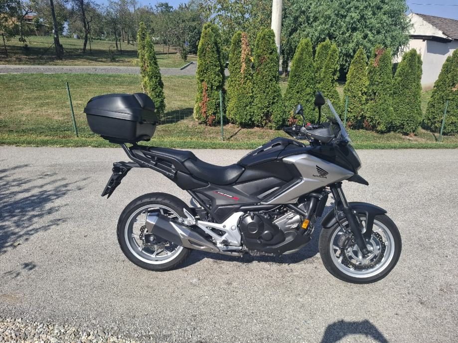 2016 Honda NC750XA — fotografija 13