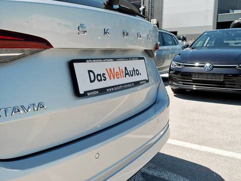2021 Škoda Octavia Combi — sličica 14