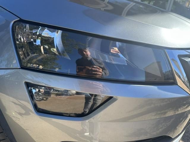 2019 Škoda Karoq — fotografija 9