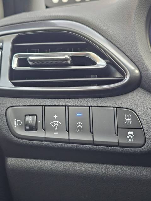 2022 Hyundai i30 — sličica 14