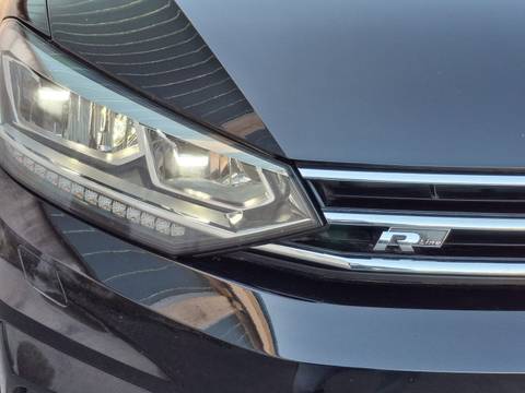 2023 Volkswagen Touran R-Line — sličica 20