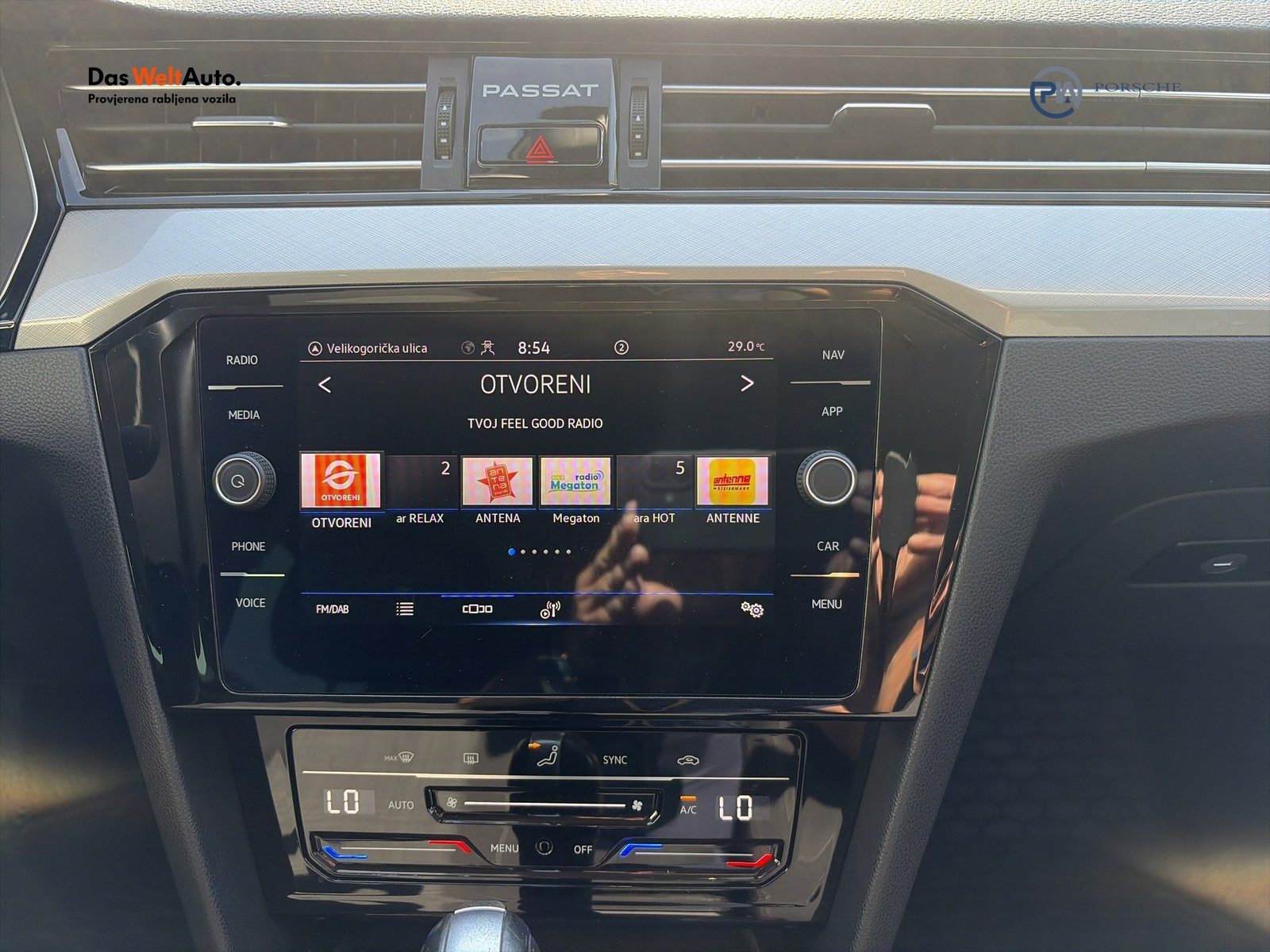 2021 Volkswagen Passat — fotografija 16