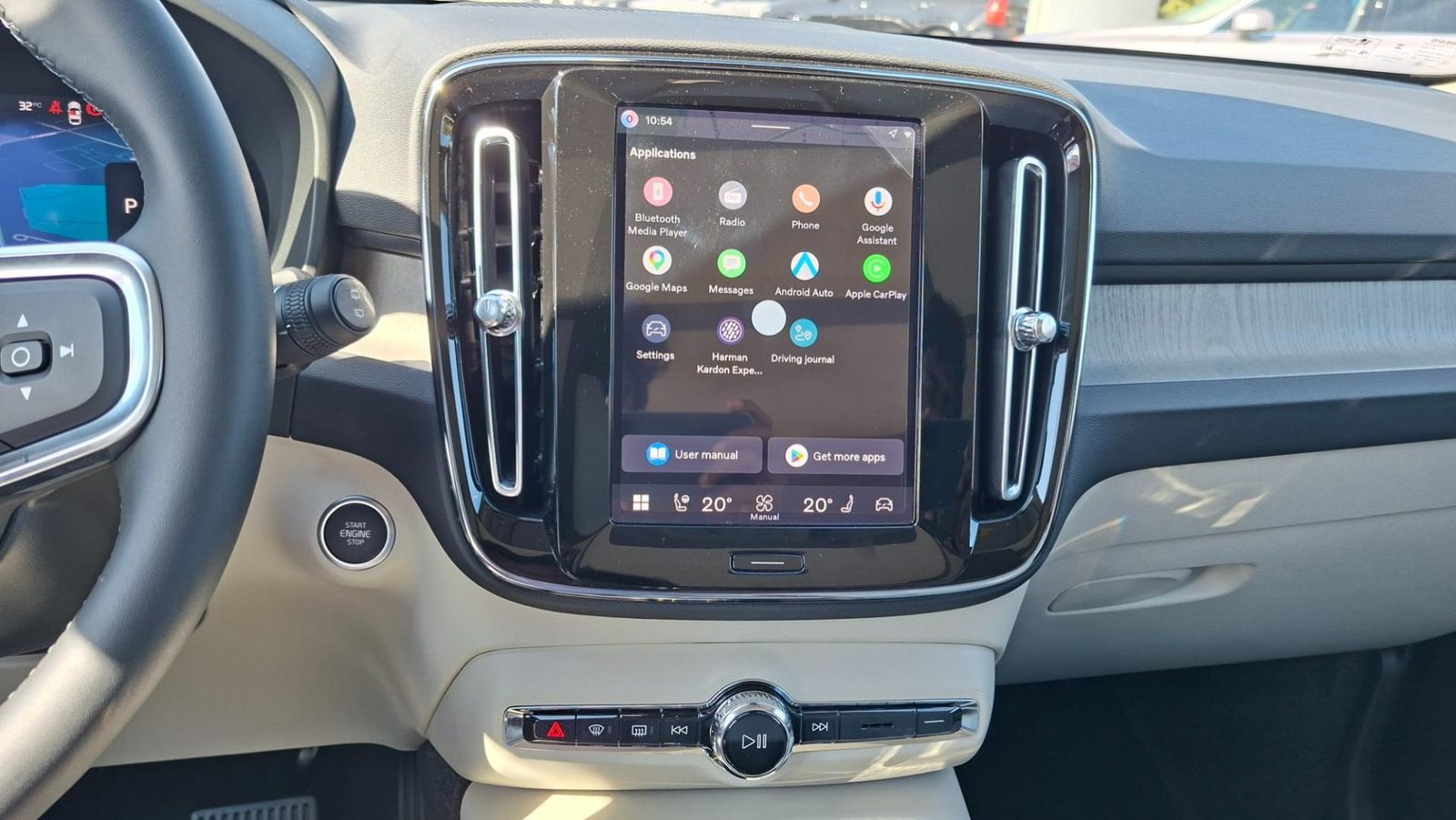 2026 Volvo XC40 — fotografija 15