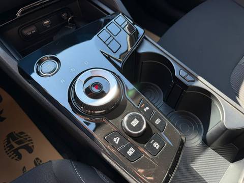2022 Kia Sportage — sličica 17
