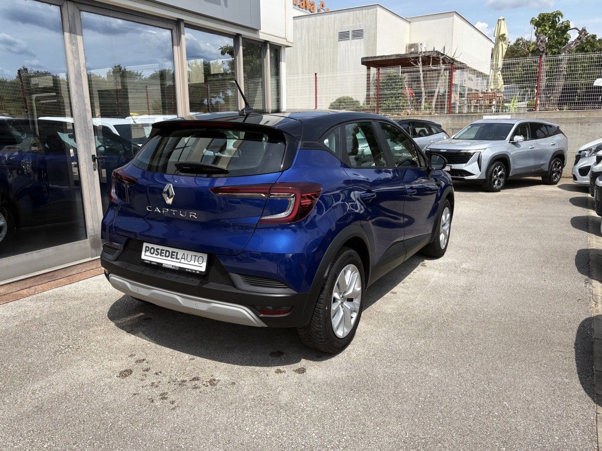 2023 Renault Captur — fotografija 4