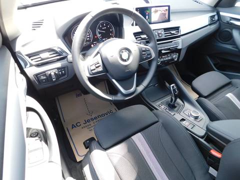 2022 BMW X1 — sličica 8