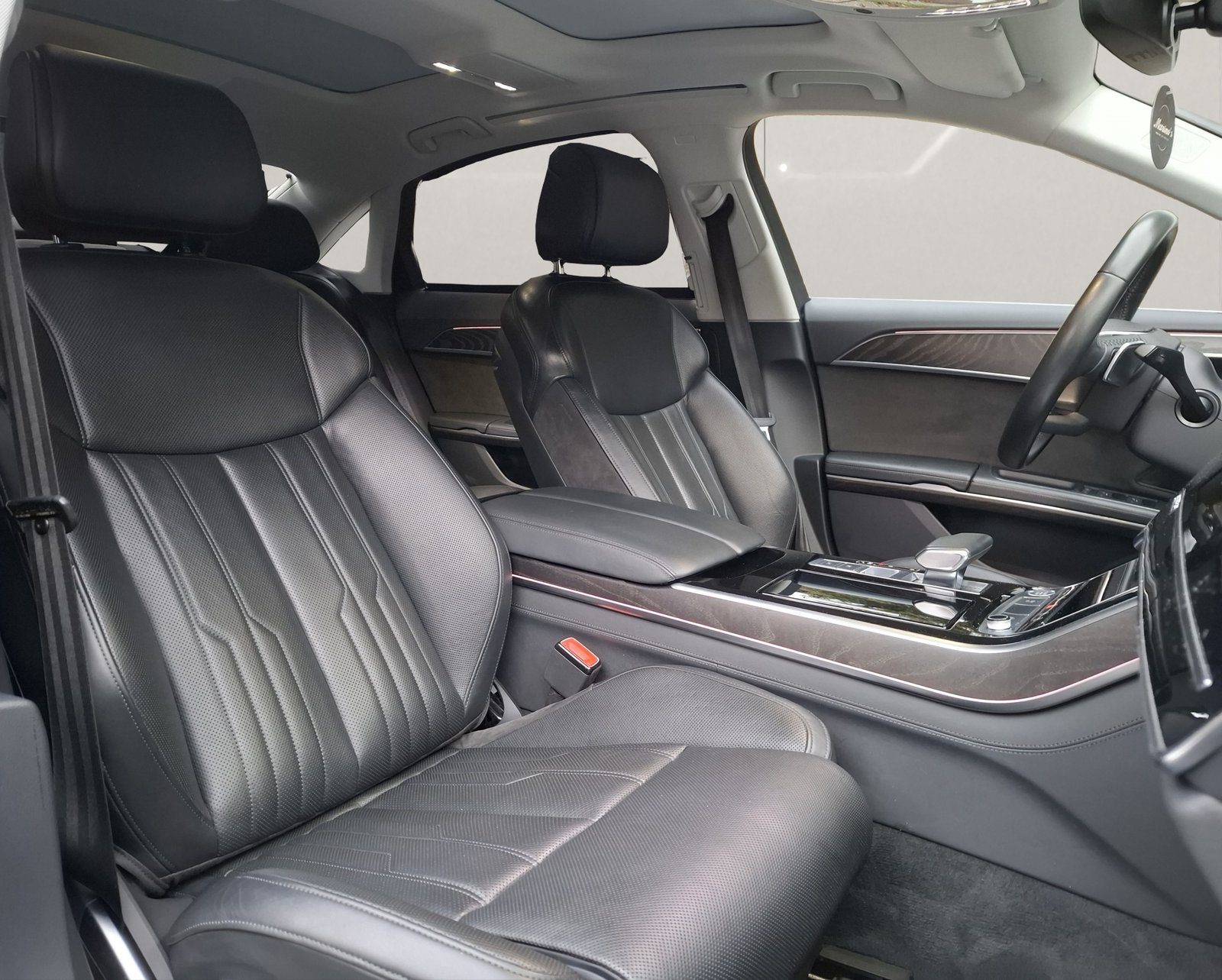 2020 Audi A8 — fotografija 14