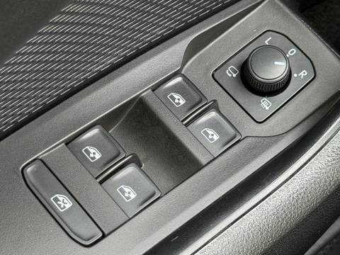 2021 Škoda Octavia — sličica 25