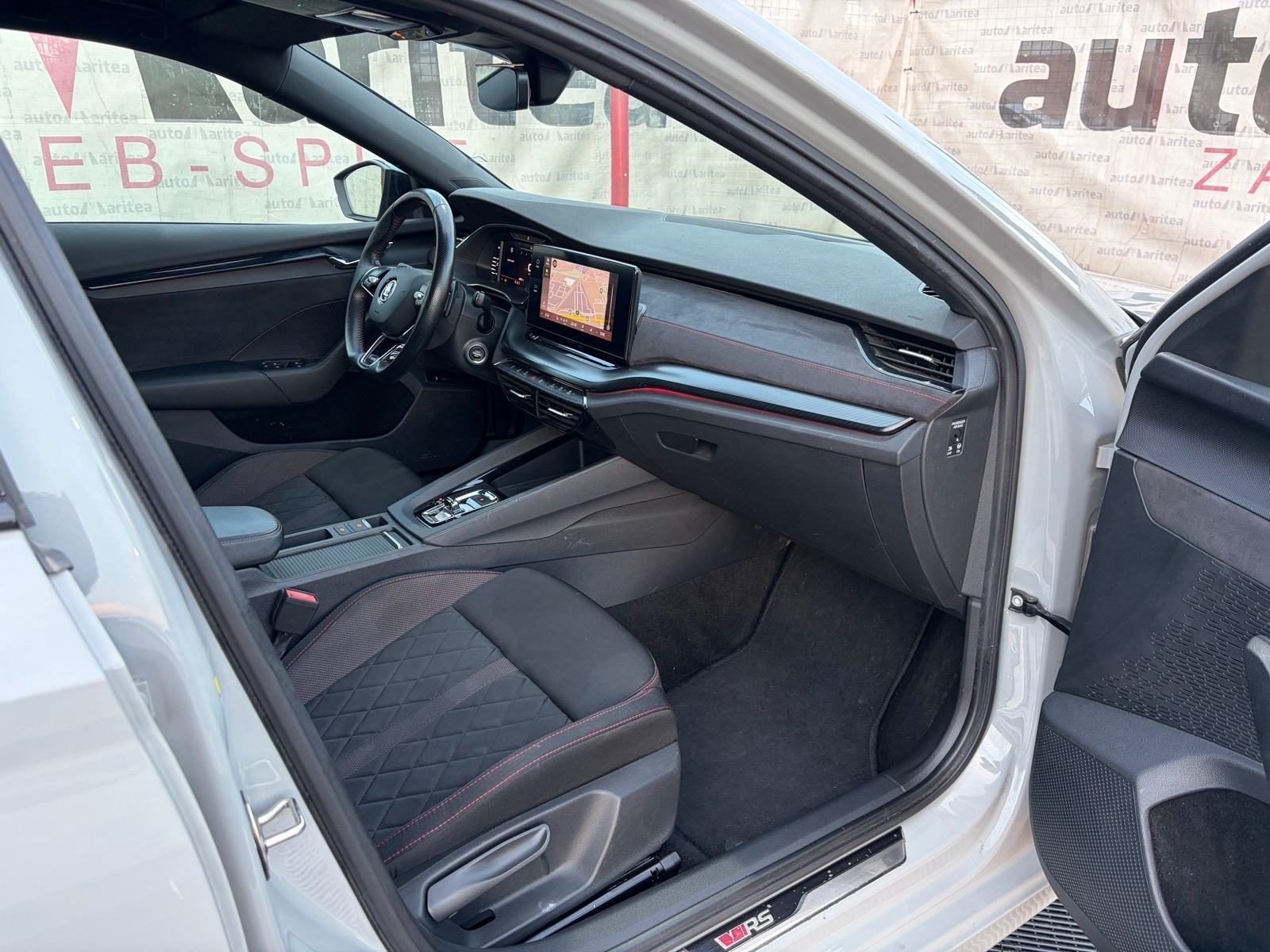 2021 Škoda Octavia — fotografija 15