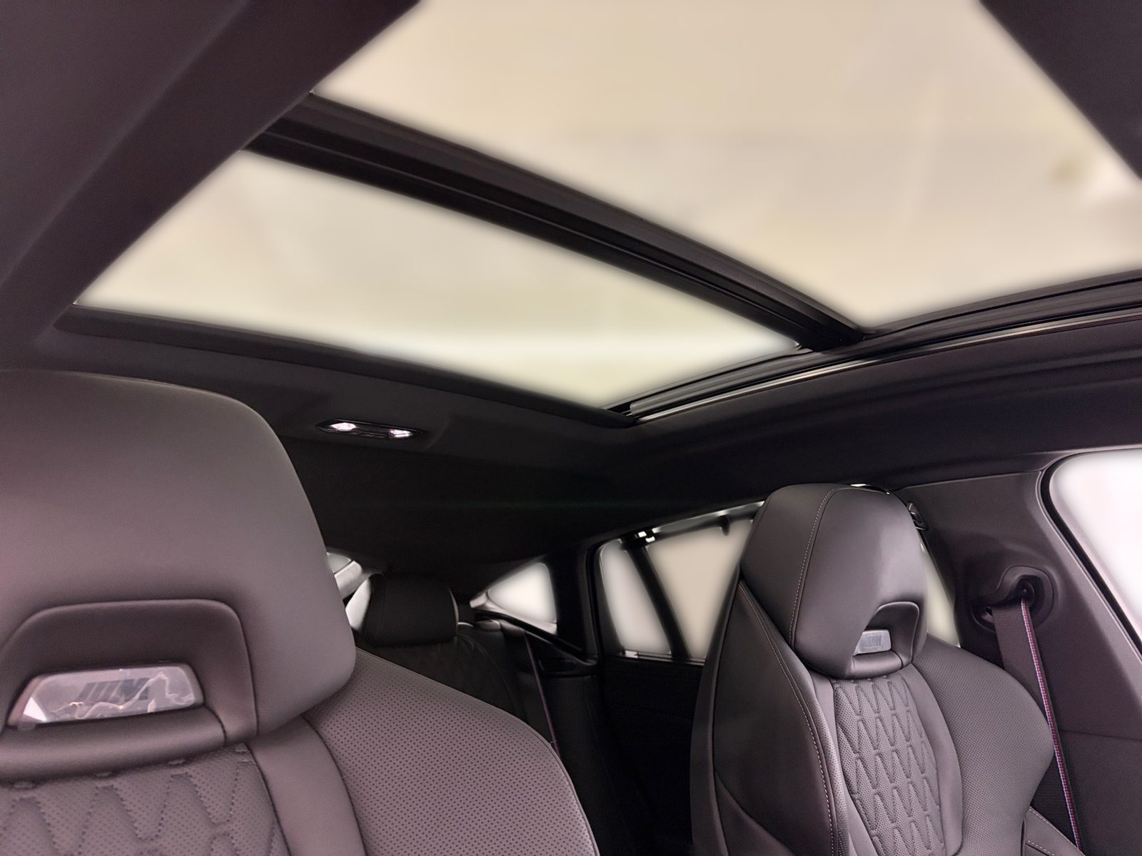 2025 BMW X6 — fotografija 26