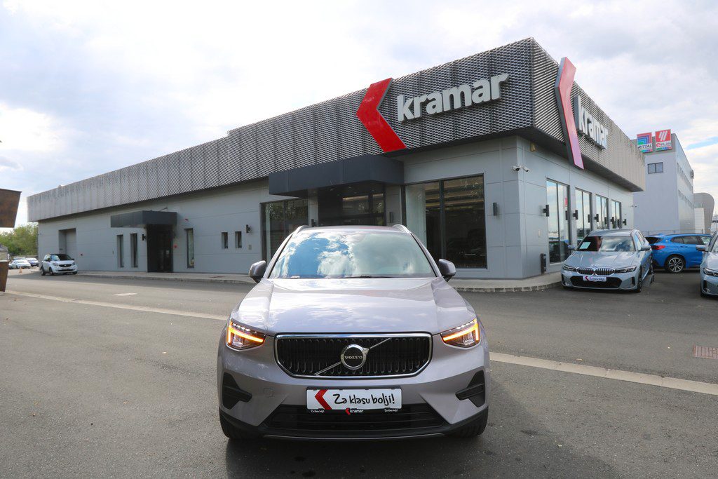 2026 Volvo XC40 — fotografija 4