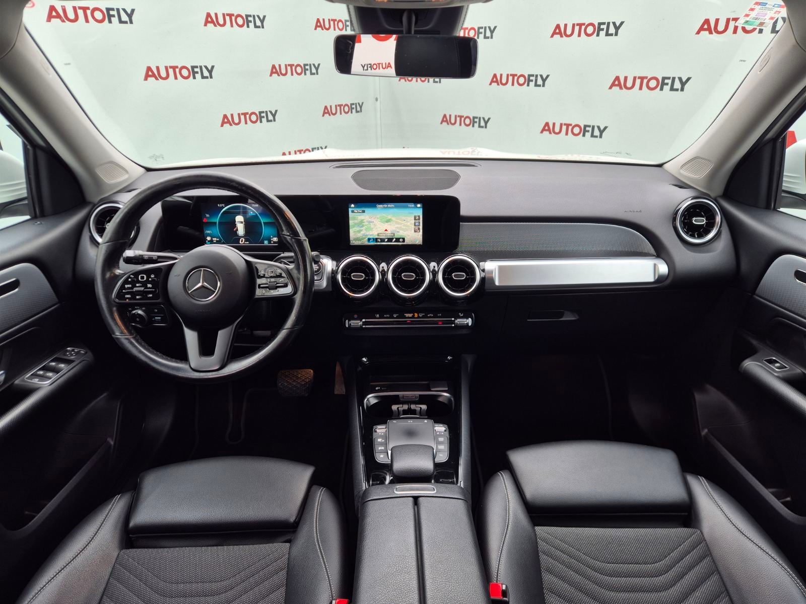 2021 Mercedes-Benz GLB — fotografija 12