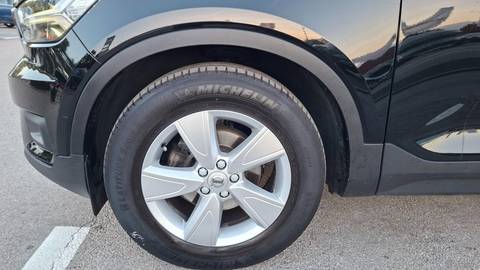 2020 Volvo XC40