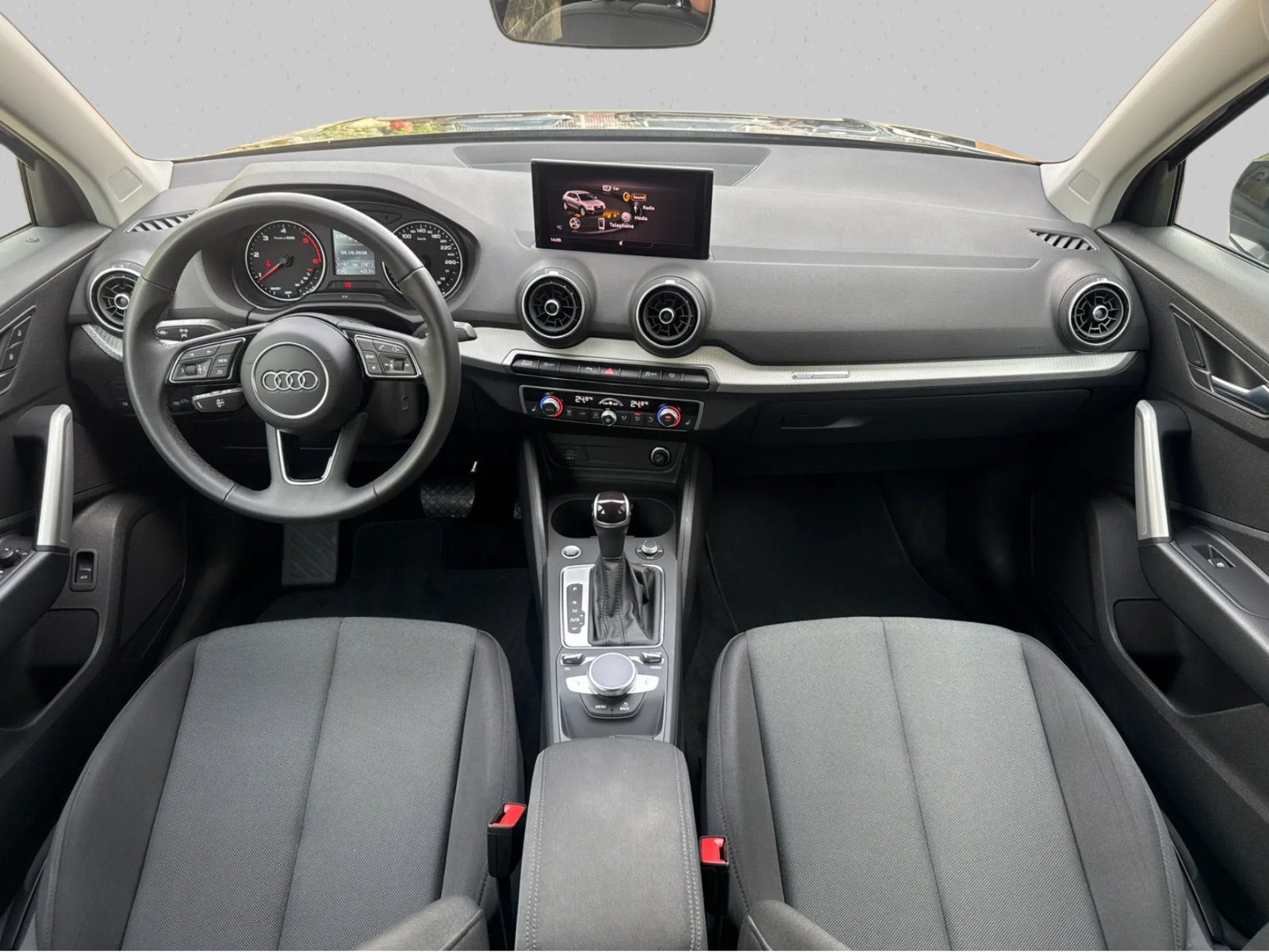 2024 Audi Q2 — fotografija 9