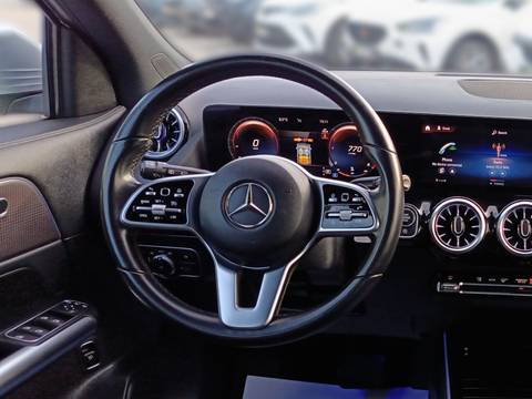2023 Mercedes-Benz GLA — sličica 16