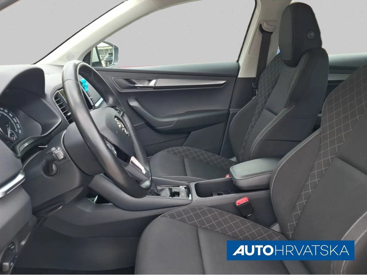 2019 Škoda Karoq — fotografija 12