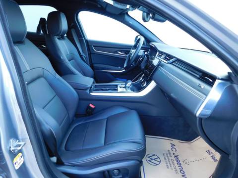 2023 Jaguar XF — sličica 12