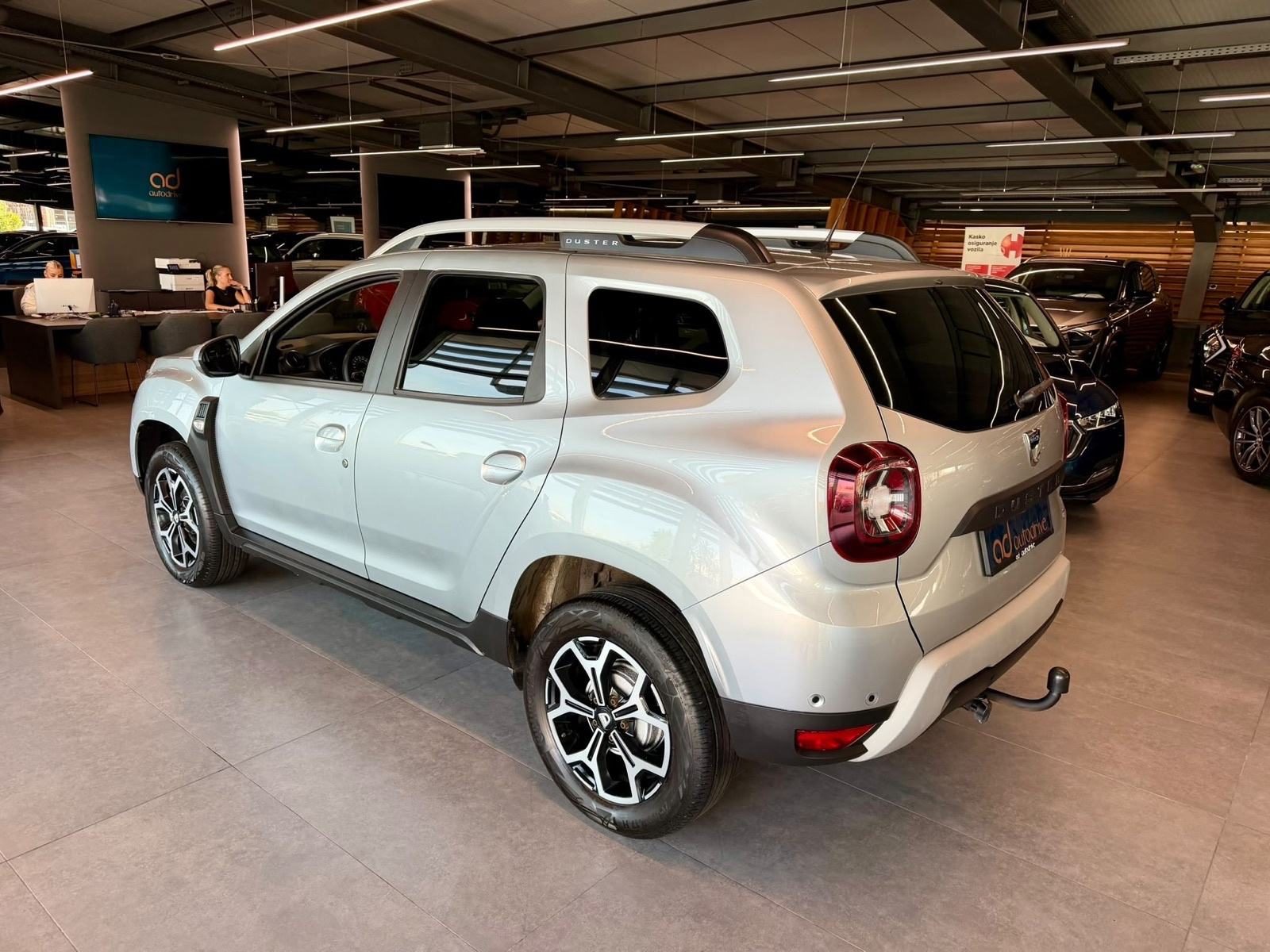 2020 Dacia Duster — fotografija 5