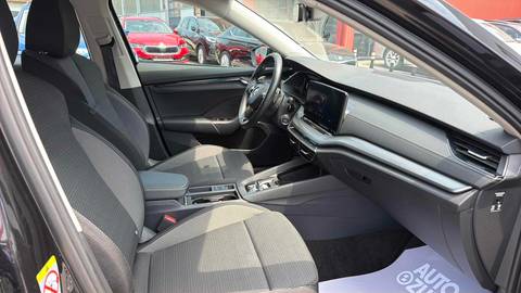 2023 Škoda Octavia Combi — sličica 9