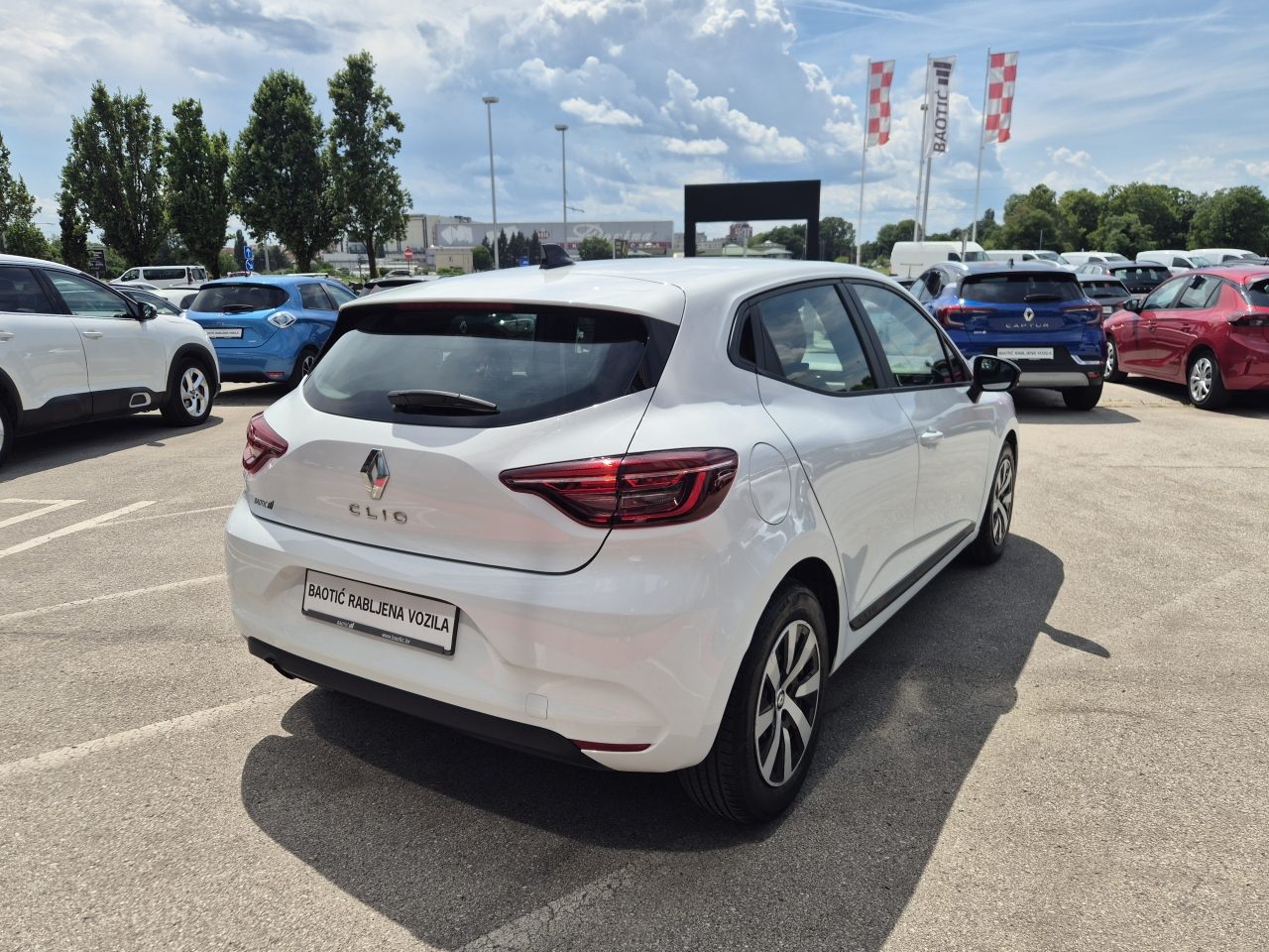 2023 Renault Clio V — fotografija 5