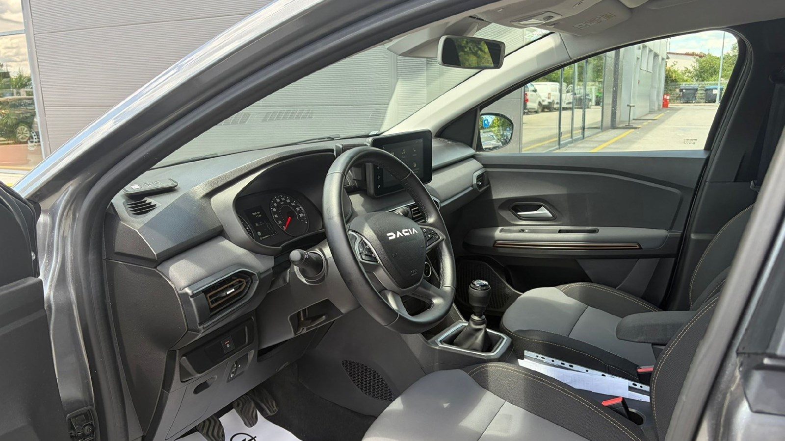 2024 Dacia Jogger — fotografija 13