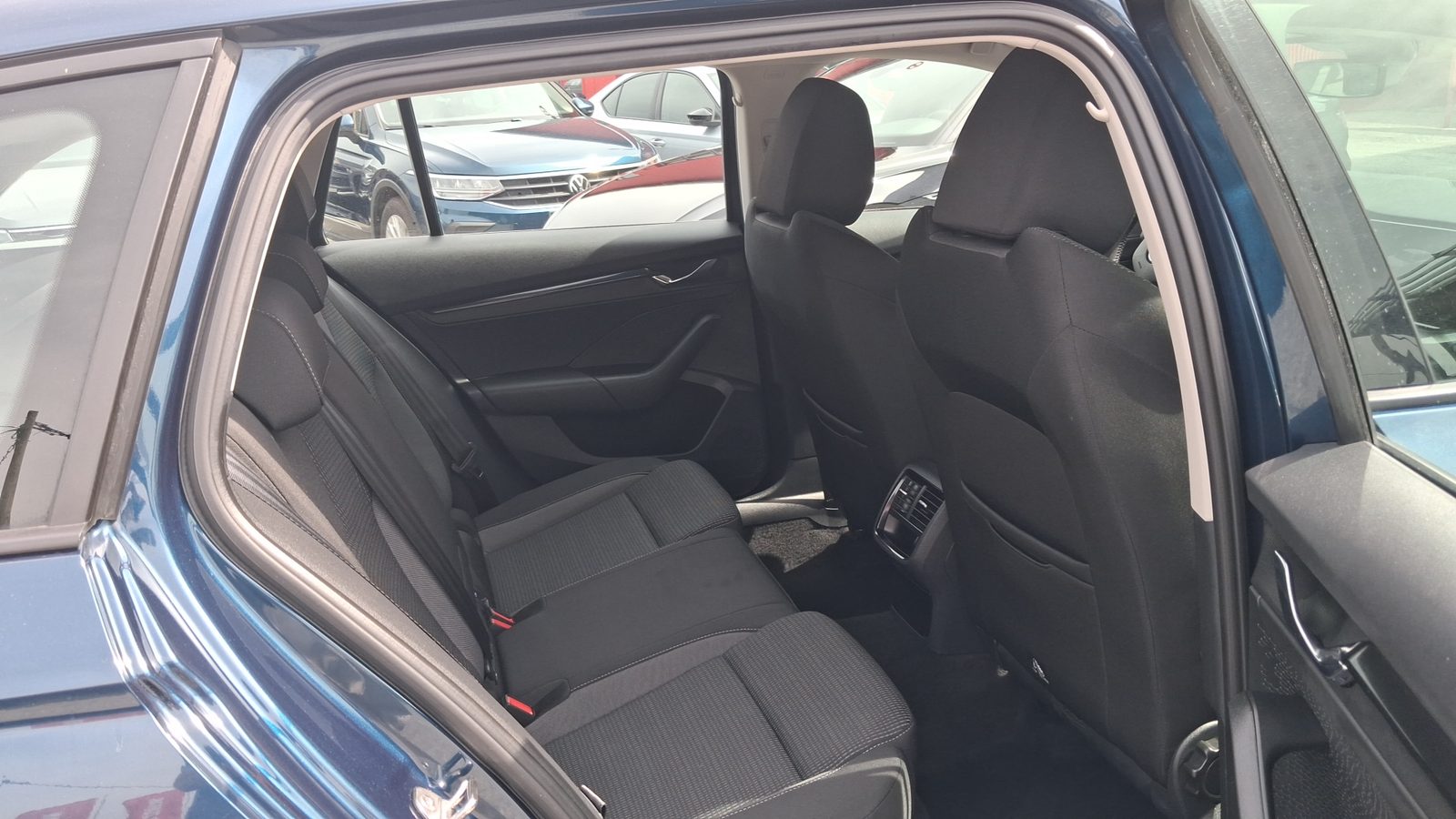 2024 Škoda Octavia Combi — fotografija 10