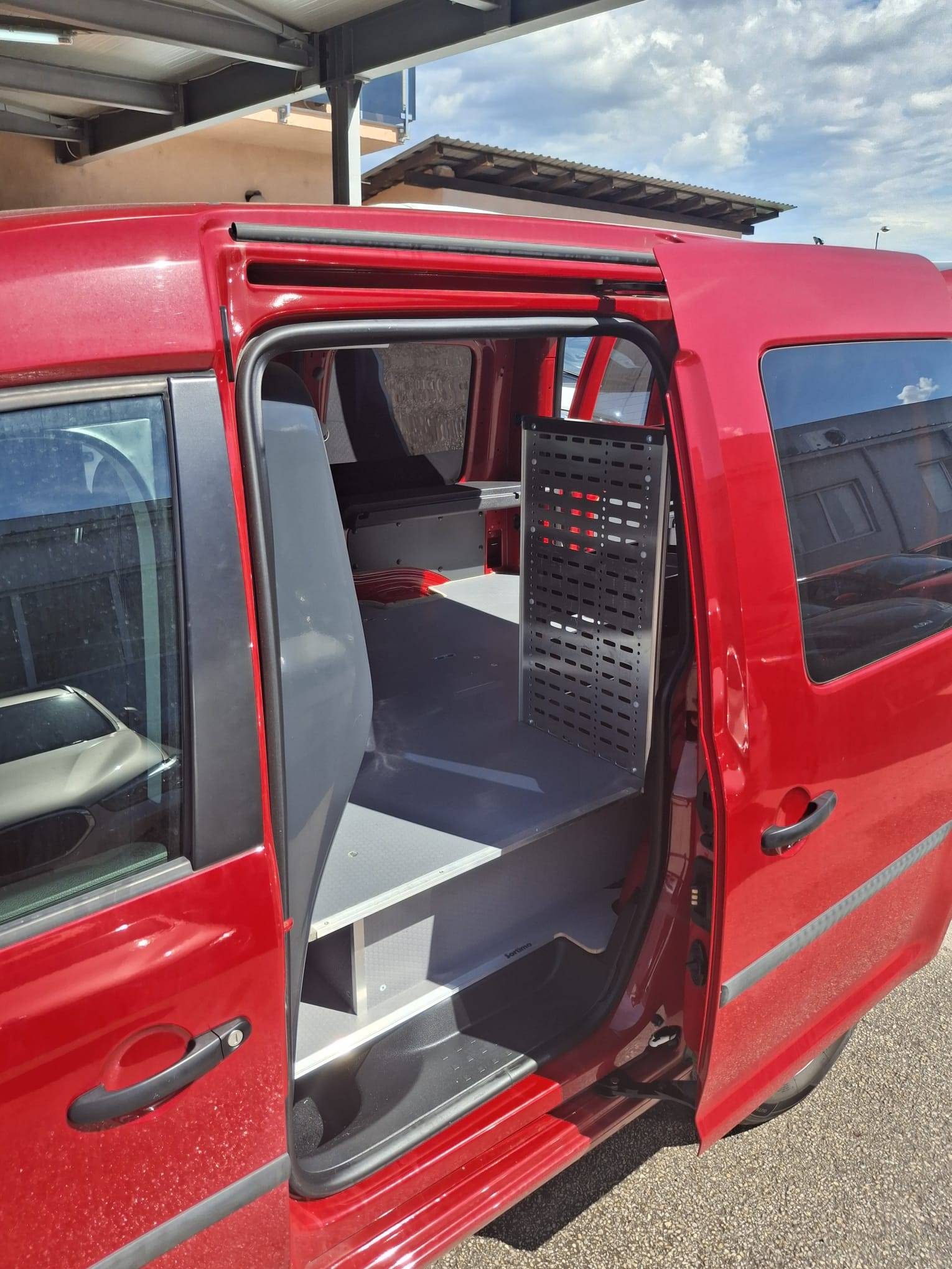 2020 Volkswagen Caddy — fotografija 11