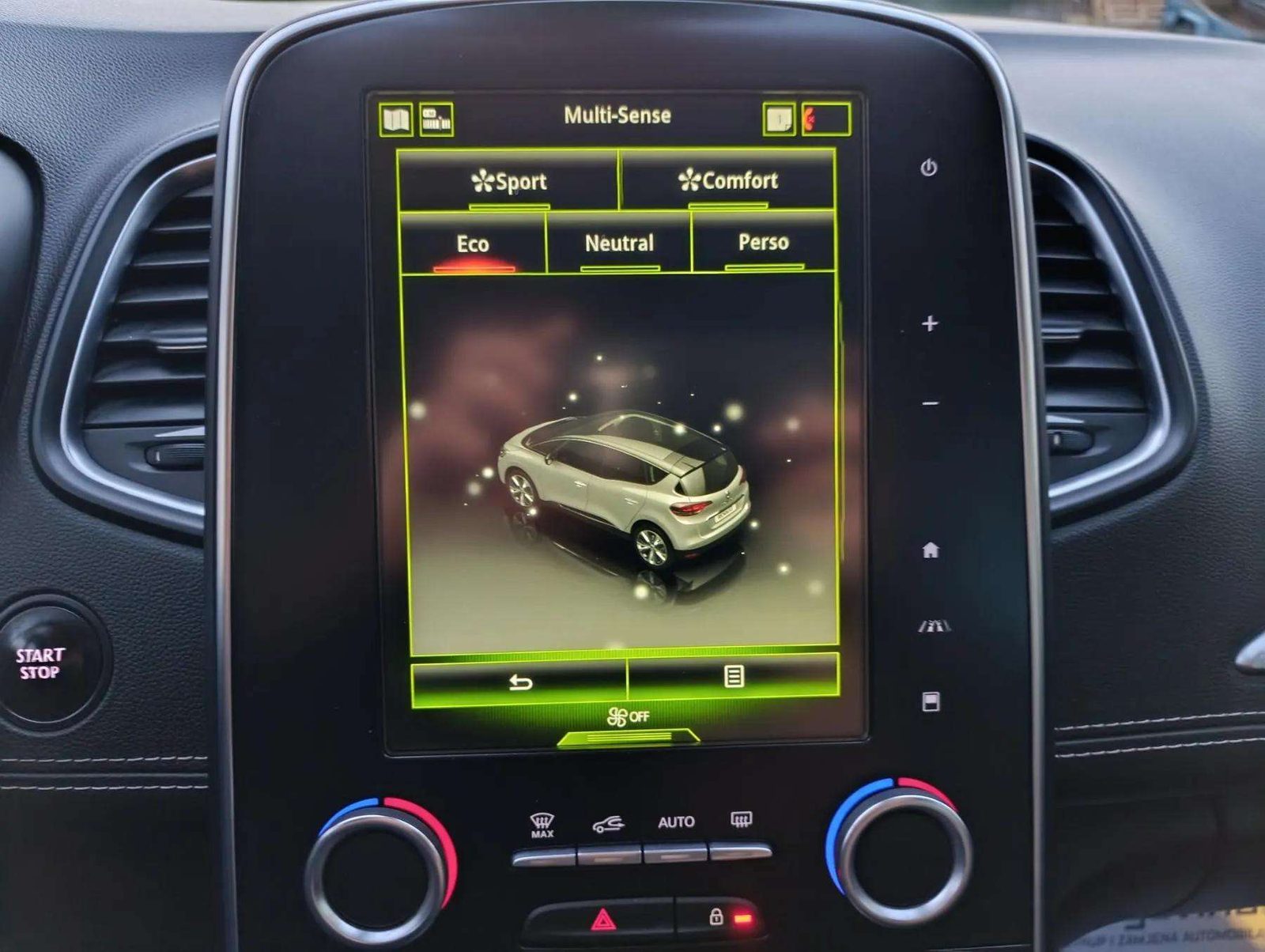 2017 Renault Scenic — fotografija 23