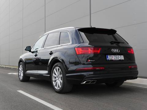 2015 Audi Q7 — sličica 11