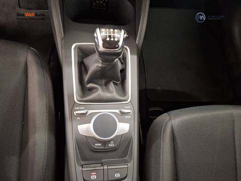 2021 Audi Q2 — sličica 17