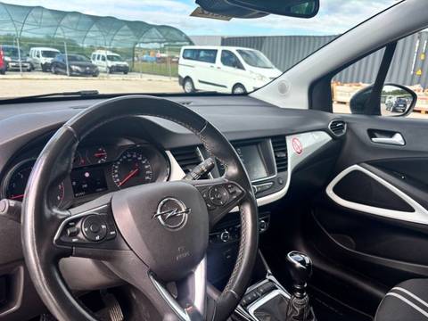 2022 Opel Crossland — sličica 9