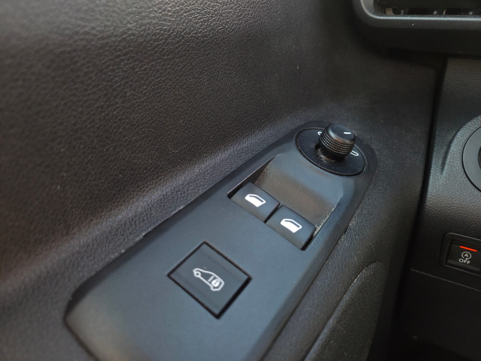 2020 Opel Combo — fotografija 12