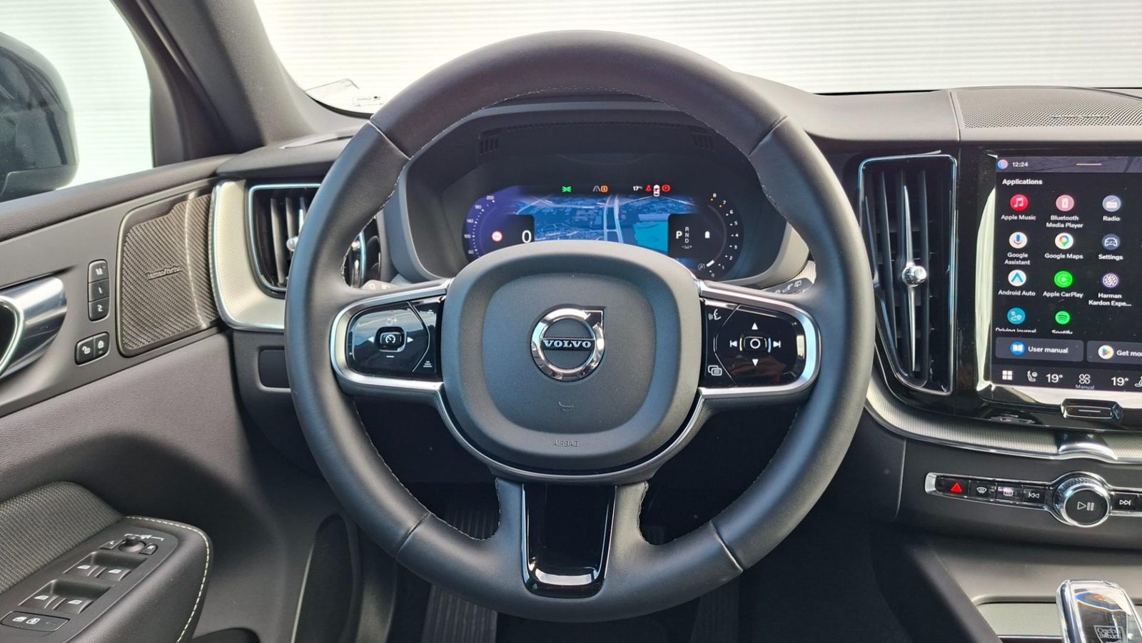 2023 Volvo XC60 — fotografija 11