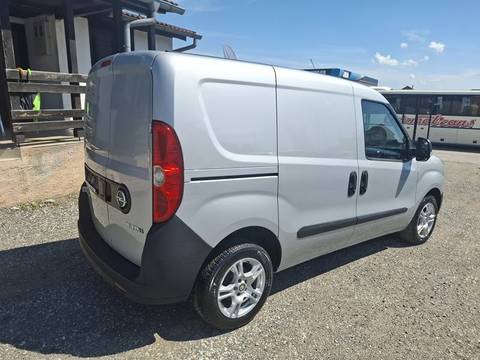 2016 Opel Combo — sličica 5