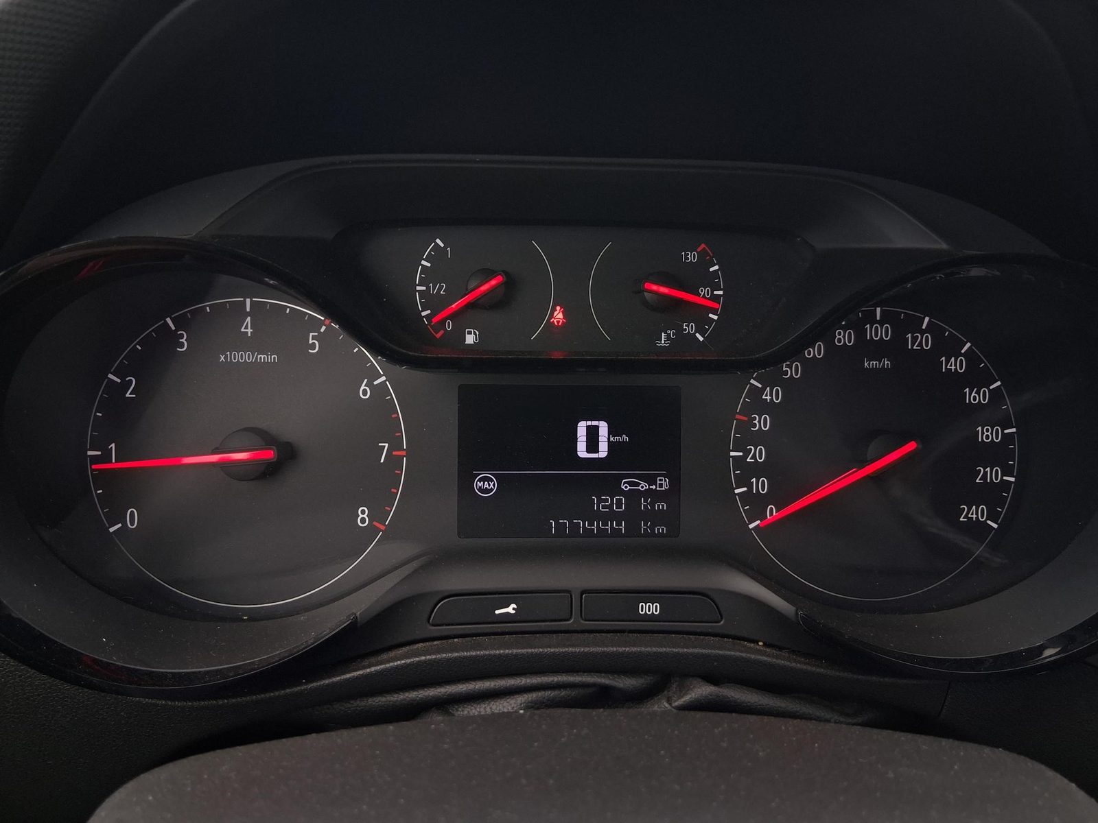 2022 Opel Crossland X — fotografija 12