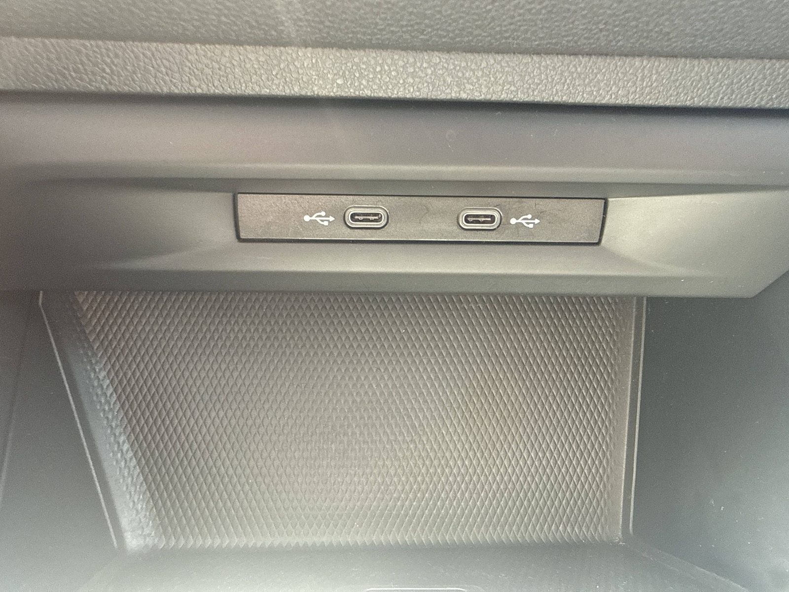 2022 Volkswagen Golf — fotografija 28