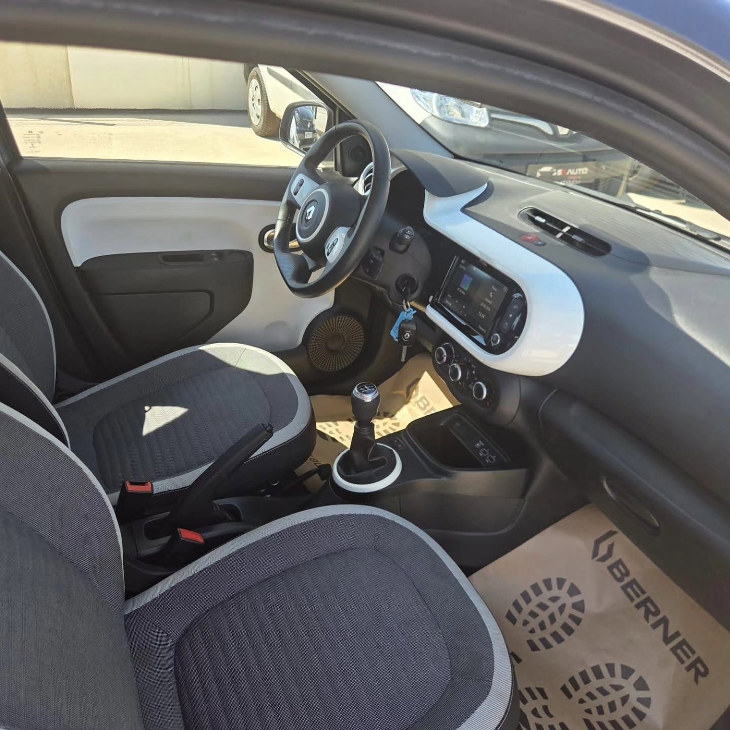 2021 Renault Twingo — fotografija 8