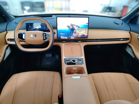 2026 Geely Starray EM-i — sličica 18