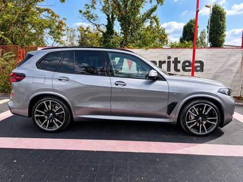 2023 BMW X5 — sličica 4