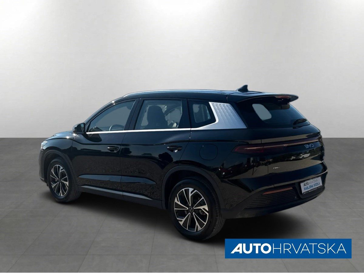 2026 BYD Sealion 5 — fotografija 4