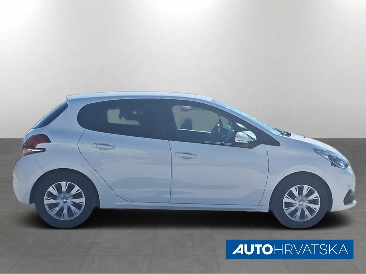 2018 Peugeot 208 — fotografija 4