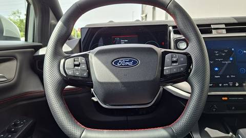 2025 Ford Puma — sličica 16
