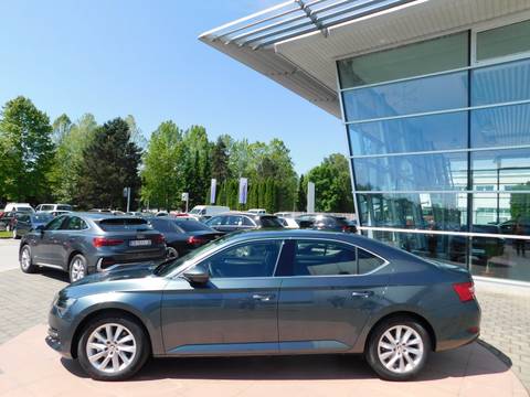 2021 Škoda Superb — sličica 4